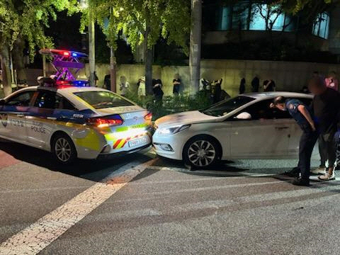 만취해 차 안에서 자다가 순찰차 들이받아[부산경찰청 제공]